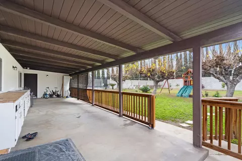 Exterior - 351 N Peach, Clovis, CA 93612 photo 3 of 10