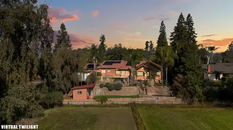 915 S Strathmore Ave #I, Lindsay, CA 93247