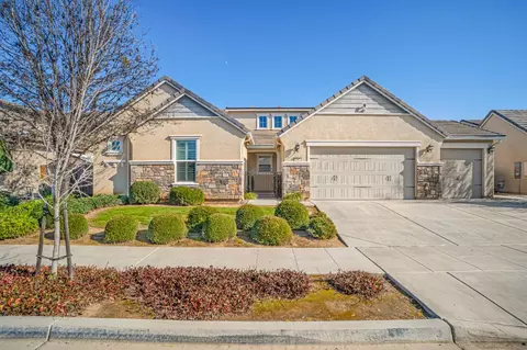 1345 N Kaweah Ave, Clovis, CA 93619