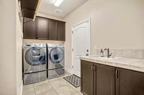 Other - 1345 N Kaweah Ave, Clovis, CA 93619 photo 3 of 6