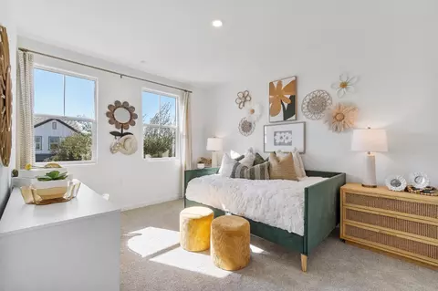 Bedroom - 1053 Springtime Ave, Clovis, CA 93619 photo 4 of 9