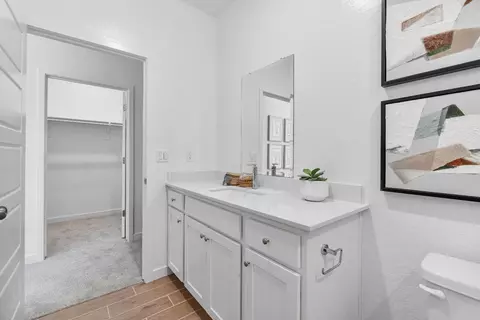 Entry Way - 1053 Springtime Ave, Clovis, CA 93619 photo 8 of 9