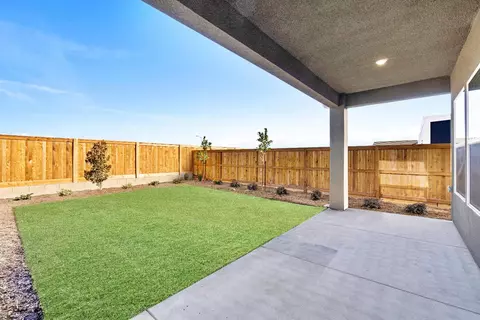 Exterior - 2283 N Argyle Ave, Clovis, CA 93619 photo 6 of 6