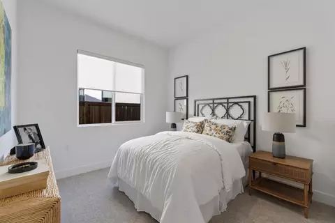 Bedroom - 2283 N Argyle Ave, Clovis, CA 93619 photo 1 of 9