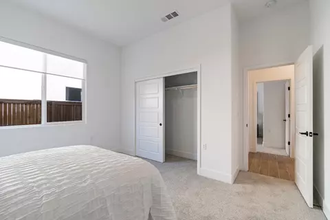 Bedroom - 2283 N Argyle Ave, Clovis, CA 93619 photo 4 of 9