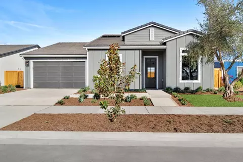 2283 N Argyle Ave, Clovis, CA 93619