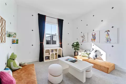 Bedroom - 2283 N Argyle Ave, Clovis, CA 93619 photo 5 of 9