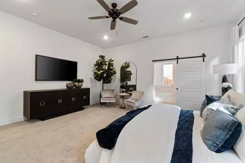 Bedroom - 2291 N Argyle Ave, Clovis, CA 93619 photo 8 of 8