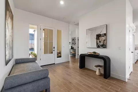 Entry Way - 2291 N Argyle Ave, Clovis, CA 93619 photo 1 of 3
