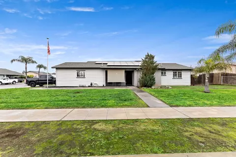 10635 E Stanton Ave, Del Rey, CA 93616