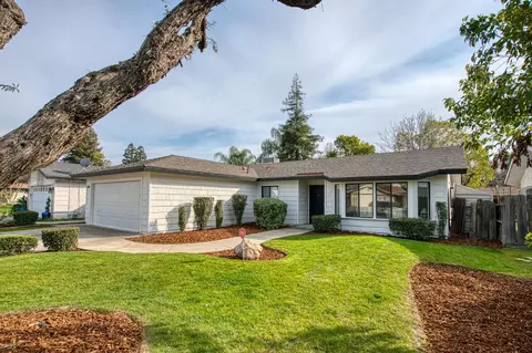 1234 Burlingame Ave, Clovis, CA 93612