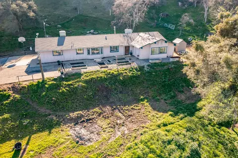 28947 Spring Valley Rd, Tollhouse, CA 93667