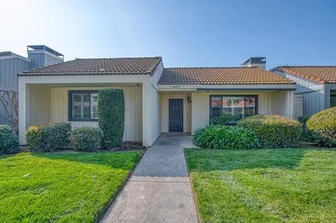 1957 W Santa Ana Ave, Fresno, CA 93705
