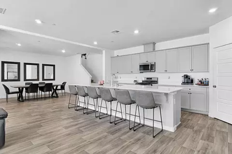 2831 N Redda Rd, Fresno, CA 93737