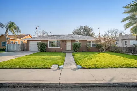 3846 Maywood Dr S, Fresno, CA 93703