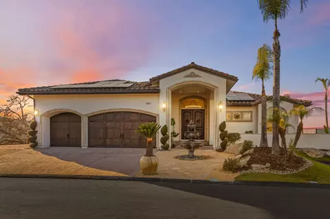 22221 Masters Dr, Friant, CA 93626