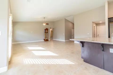 Living - 2451 Hermosa Ave, Clovis, CA 93619 photo 3 of 4