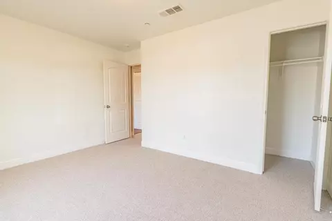 Bedroom - 2451 Hermosa Ave, Clovis, CA 93619 photo 2 of 4