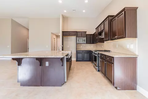 Kitchen - 2451 Hermosa Ave, Clovis, CA 93619 photo 1 of 3