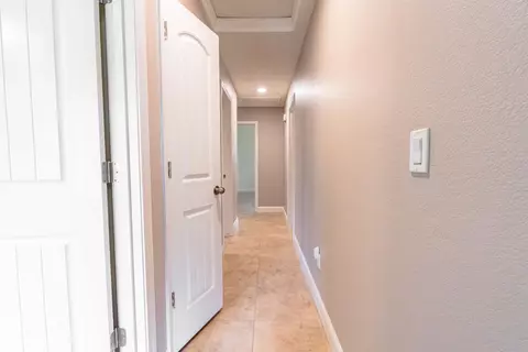 Entry Way - 2451 Hermosa Ave, Clovis, CA 93619 photo 3 of 3