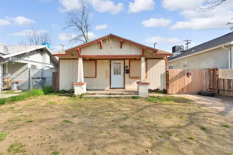1508 N Calaveras Ave, Fresno, CA 93728