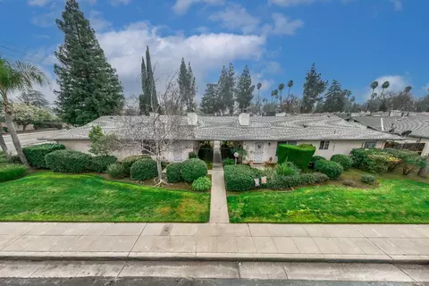 10 W 9th St, Clovis, CA 93612
