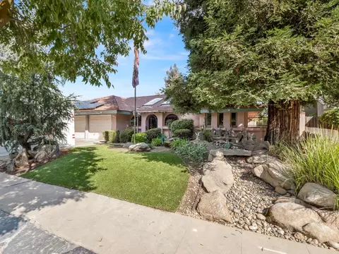 7258 N Pacific, Fresno, CA 93711