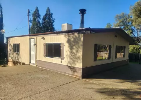 49872 Road 426, Oakhurst, CA 93644
