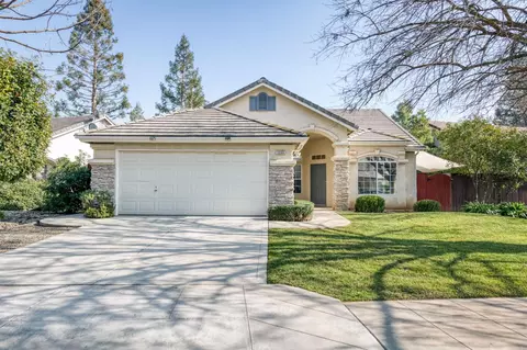 10304 N Recreation Ave, Fresno, CA 93730