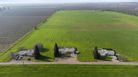 4449 Clausen, Le Grand, CA 95333