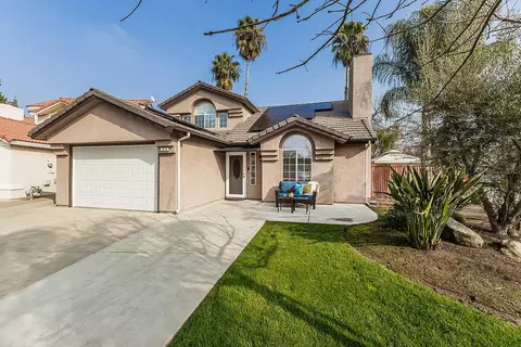 1636 E Solar Ave, Fresno, CA 93720