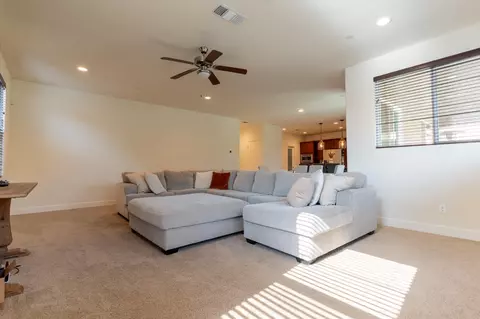 Living - 563 Mesa Dr S, Madera, CA 93636 photo 2 of 2