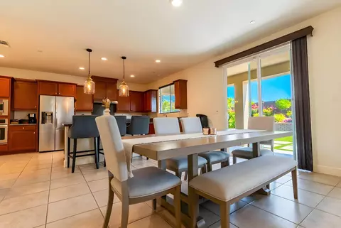 Dining - 563 Mesa Dr S, Madera, CA 93636 photo 1 of 2