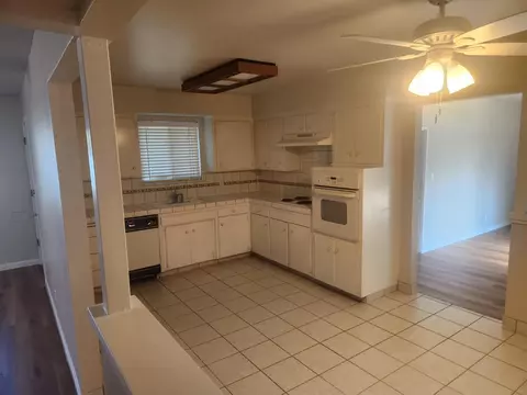 Kitchen - 904 W Santa Ana Ave, Clovis, CA 93612 photo 1 of 1