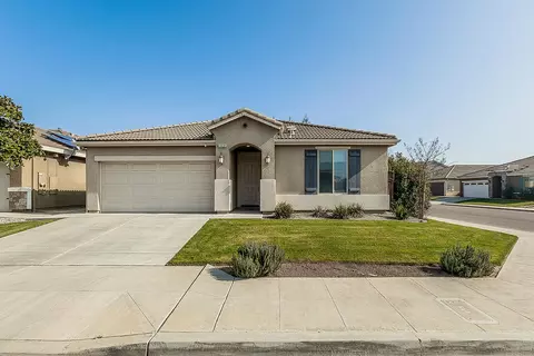 3028 N Hornet Ave, Fresno, CA 93737