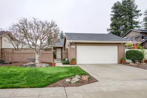 6663 N Hanover, Fresno, CA 93722