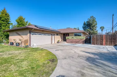 3606 N Callisch St, Fresno, CA 93726