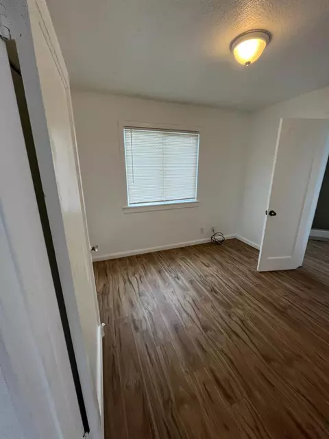 Bedroom - 2702 E Hedges Ave, Fresno, CA 93703 photo 1 of 2