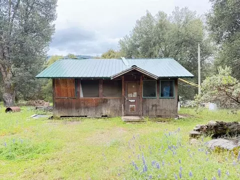 50686 Road 426, Oakhurst, CA 93644