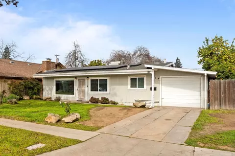 1114 W Princeton Ave, Fresno, CA 93705