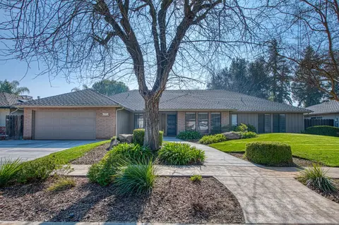 1557 W Warner Ave, Fresno, CA 93711