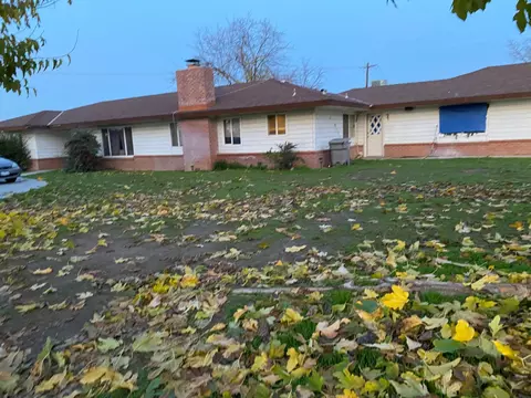 8220 N Fowler, Clovis, CA 93619 photo 3