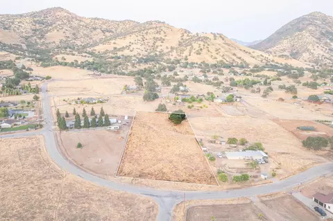 0 Lupine Dr #LOT 252, Sanger, CA 93657
