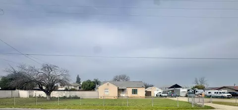 19326 E Parlier Ave, Reedley, CA 93654