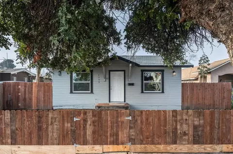 1133 A St, Fresno, CA 93706