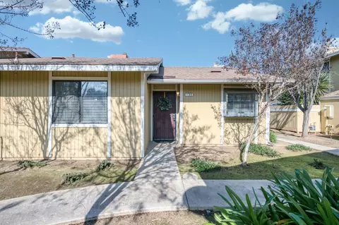 4875 N Backer Ave #138, Fresno, CA 93726