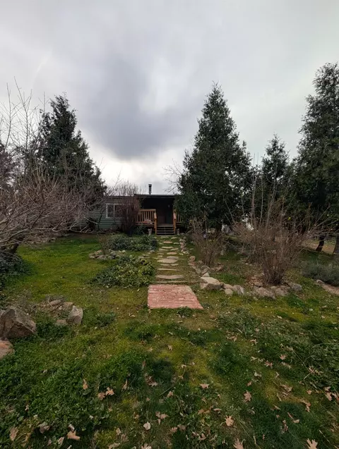 47233 Todd Eymann Rd, Miramonte, CA 93641