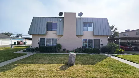 1526 8th St, Firebaugh, CA 93622