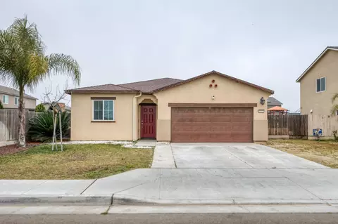 1775 Palmer Ave, Dinuba, CA 93618