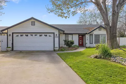 3749 S University, Visalia, CA 93277